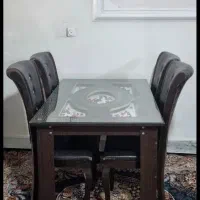 میز غذاخوری