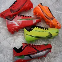 استوک چمن cr7 کفش میخ دارمرکوریال|ورزش‌های توپی|مشهد, حجاب (شهرک غرب)|دیوار