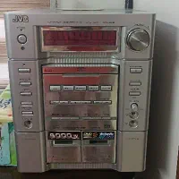 یک عدد ضبط خانگی خارجی اصل با کارتن