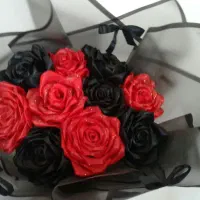 گل رز روبانی