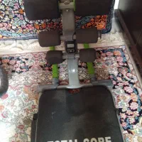 یگ عدد میز کامپیوتر یک عدد وسیله ورزشی|میز تحریر و کامپیوتر|پرند, فاز ۵|دیوار