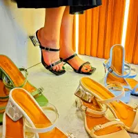 صندل سگک دار