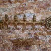 رخت آویز برنز همراه کلید آویز برنز|بندرخت و رختآویز|تبریز, |دیوار