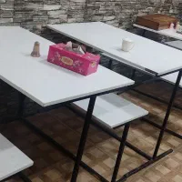 میز و نیمکت برای کافه و ساندویچی