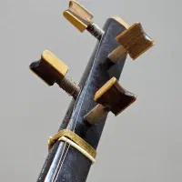 سه تار مفاخری|سازهای سنتی|گرمسار, |دیوار