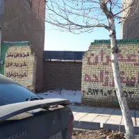 زمین حاشیه خیابان فلسطین
