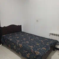 تخت خواب یک و نیم نفره