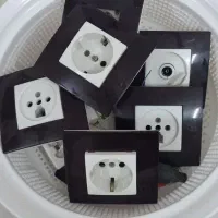 کلیدوپریزو انتن و تلفن