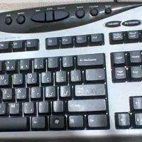کیبورد  درحده نو ۶۰۰۰۰۰ تومان