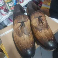 کفش چرم طرح زیبا