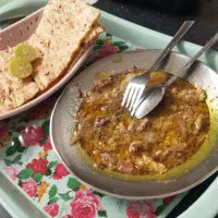 بناگوشت گوسفندی در طباخی بره سفید