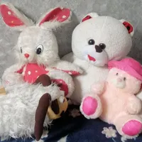 عروسک و گهواره