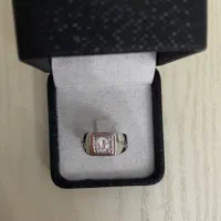 انگشتر طرح پلاتین و جواهر رنگ ثابت تضمینی