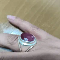 یاقوت برمه رگه دار