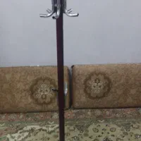 چوب لباسی قدی سالم و محکم