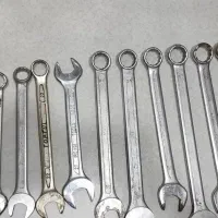 تعدادی آچار سایز بزرگ