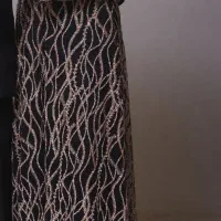 لباس مجلسی|لباس|کبودرآهنگ, |دیوار