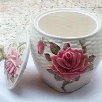 ظرف شکلات خوری درب دار گل برجسته|ظروف سرو و پذیرایی|اصفهان, کوجان|دیوار