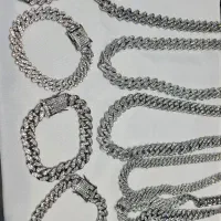 گردنبند و دستبند چین فول نگین تخفیف خورده|بدلیجات|شیراز, شهرک ایثار|دیوار