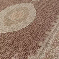 ۲ تخته فرش ( ۱۲ متری ) هفتصد شانه. شاه ماهی