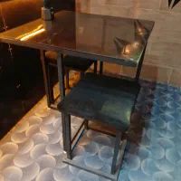 میز و صندلی