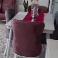 میز غداخوری تک بدون صندلی