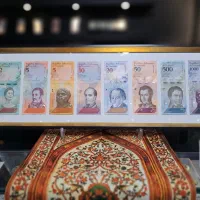 اسکناس و سکه های کلکسیونی
