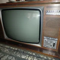 تلویزیون قدیمی کلکسیونی|تلویزیون و پروژکتور|بروجرد, |دیوار