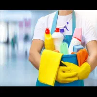 خدمتکار اقاهستم