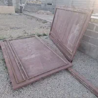 در حیاط دو لنگه سه متری