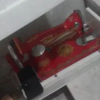چرخ خیاطی قدیمی