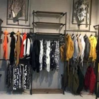 فروشنده  خانوم با سابقه کار