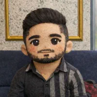 راننده شخصی و مدل لباس