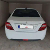 دنا پلاس ۵ دنده ۴۰۲ خشک صفر کیلومتر