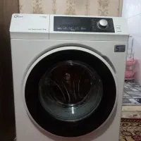 ماشین لباسشویی در حد نو