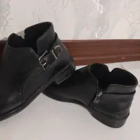 نیم بوت و کتونی  زنانه سایز 37