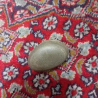 تعدادی سنگ وتیبی سنگی