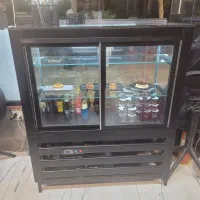 یخچال کیک و شو کیک کافه شاپی