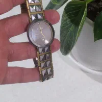 ساعت essence سوییس