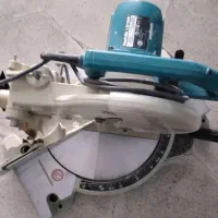 فارسی بر ماکیتا ۲۵ میلیون