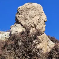 نماد و اثار سنگ و فروش سنگ