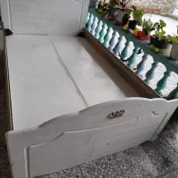 تخت یک و نیم نفره آپادانا