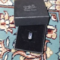 انگشتر چاقو دار