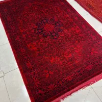 فرش لاکی قرمز