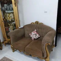 سرویس مبل ۷نفره همراه با میز