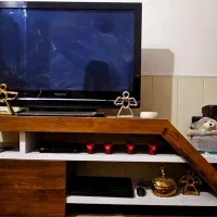 تلوزیون ۴۲ اینچ مارک پاناسونیک با زیر تلوزیونی