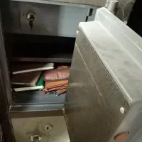 صندوق|ابزارآلات|پرند, فاز ۰|دیوار