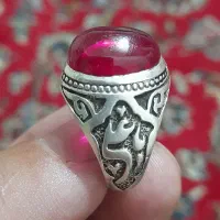 انگشتر یاقوت