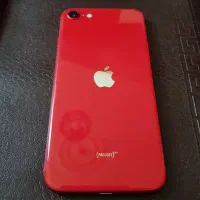 ایفون se 2020 قرمز