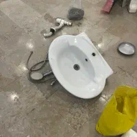 ۲عدد روشویی بدون شیر